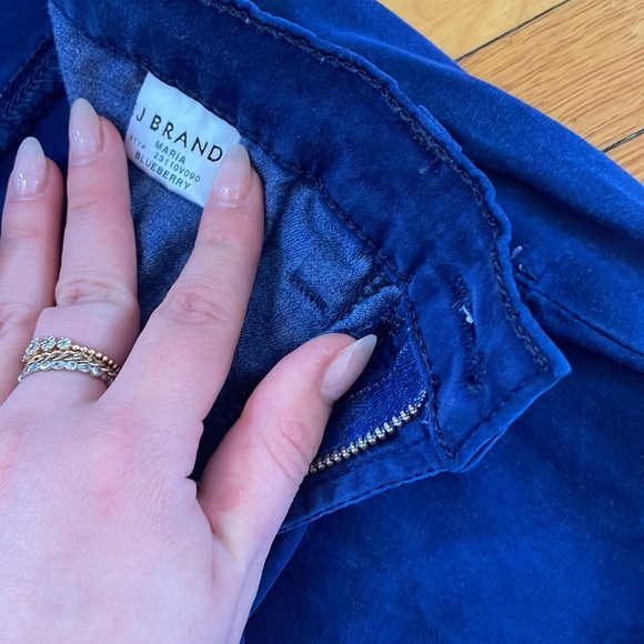 J brand Maria in blueberry size 26 high rise skinny - Picture 5 of 6